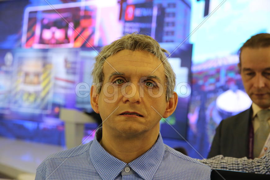 Манекен, как человек. Почти живой