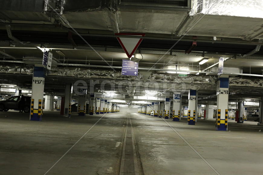 Подземная стоянка