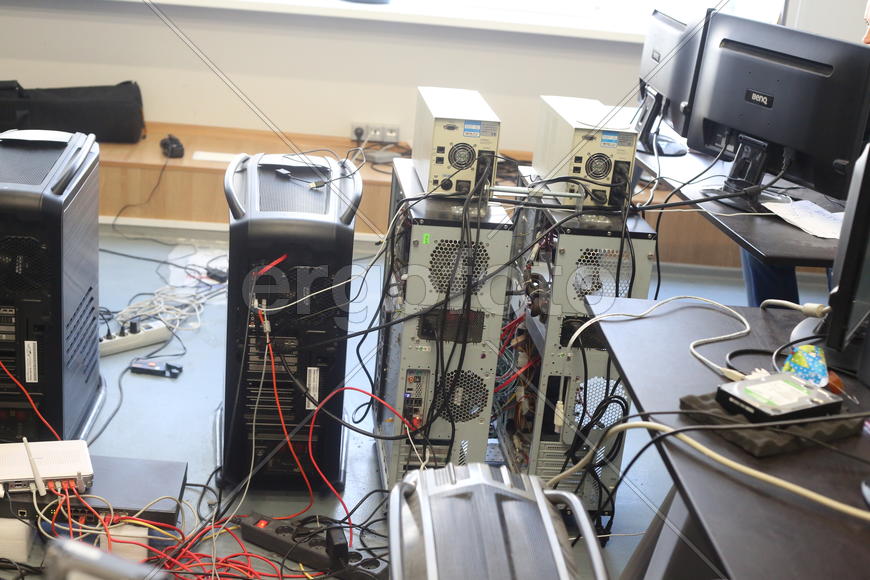 Компьютеры.