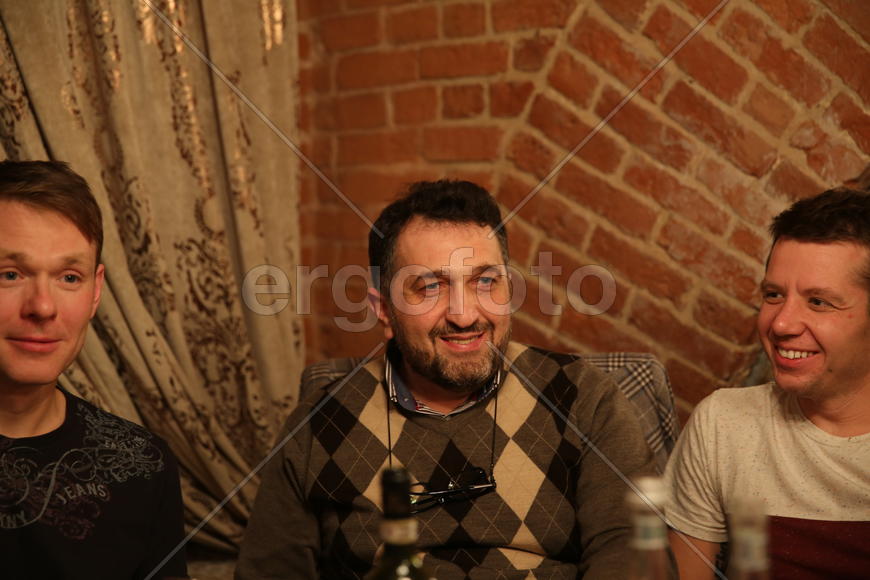 По центру Рубен Арутюнян, слева Михаил Иванов, справа Максим Журило