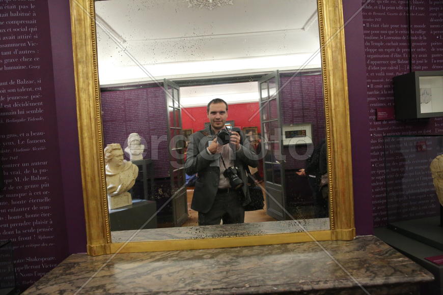 Меньшиков в отражении