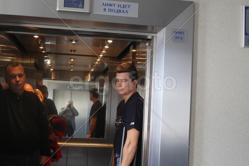 Больничный лифт