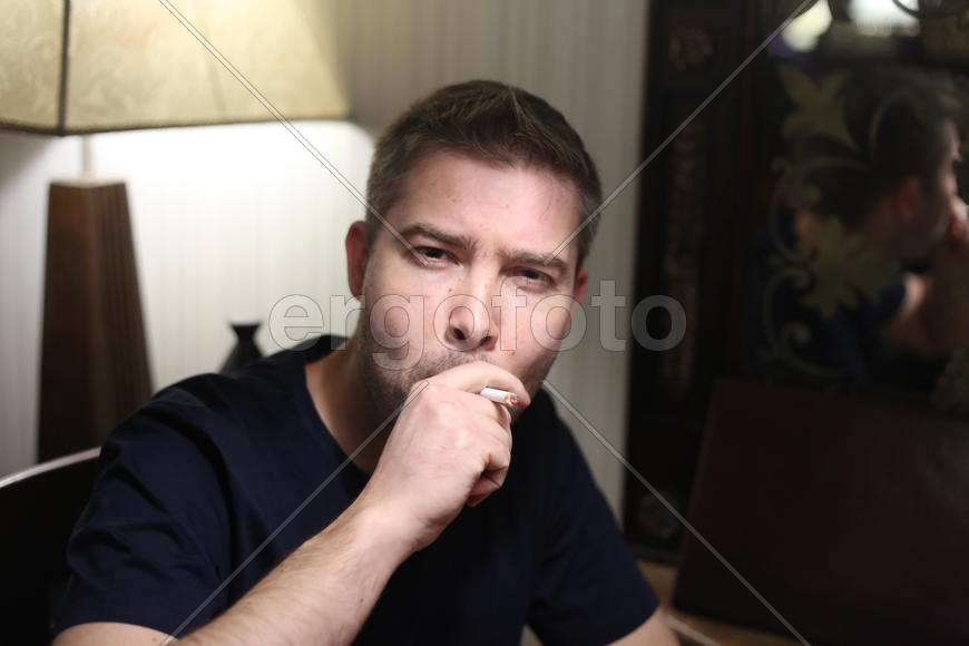 Трухин и сигарета