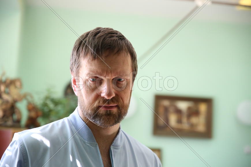 Доктор думает