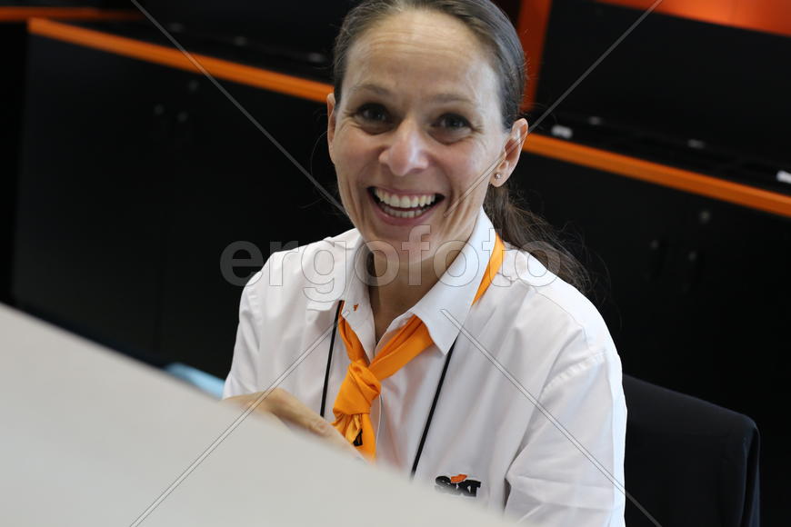 Сотрудница аэропорта в Италии.