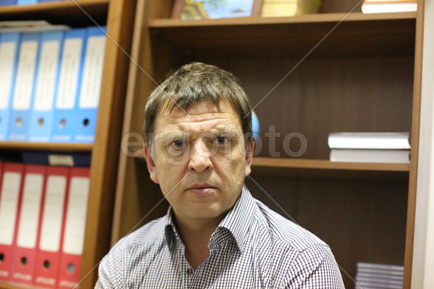 Алексей Сергеевич Иванов сердится