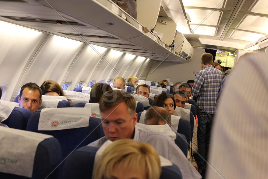 Пассажиры самолета