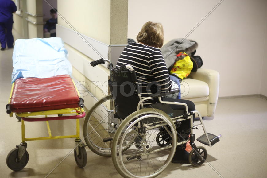 Инвалидная коляска