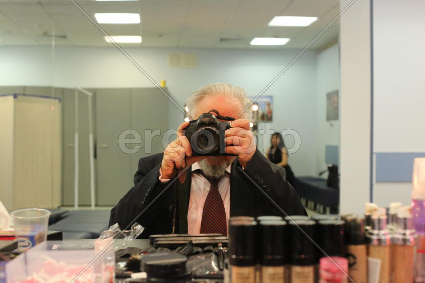 Автопортрет Владимира Шахиджаняна