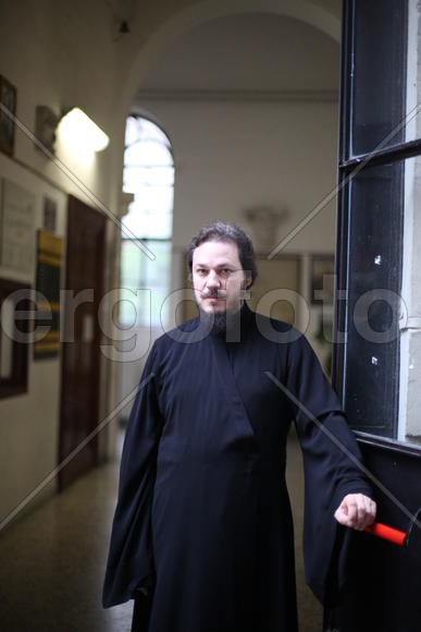 Отец Авель в римской школе