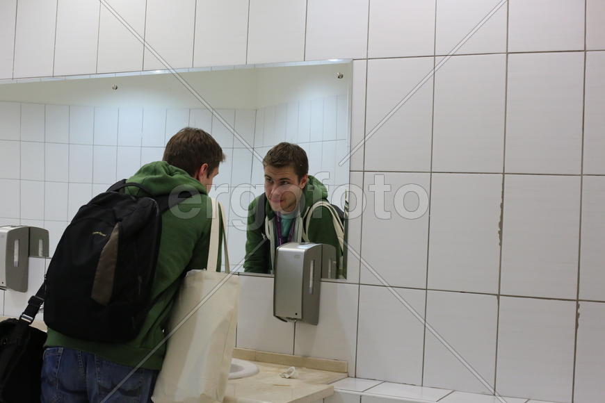 Современный туалет