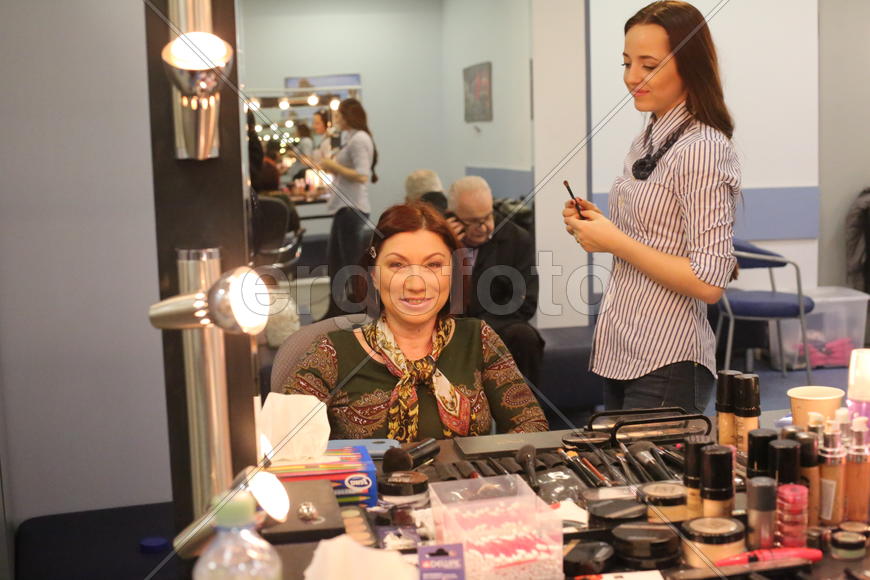 Роза Сабитова готовится к эфиру