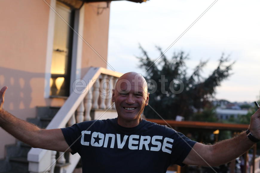 Хозяин гостиницы и ресторана "Винцент"