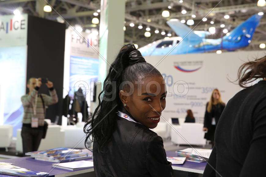 Мулатка и современная прическа