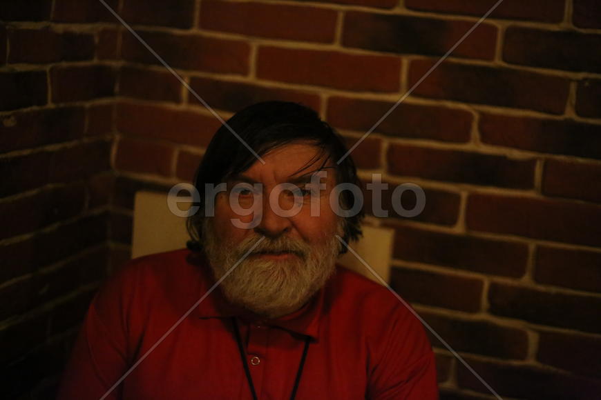 Почти сказочник