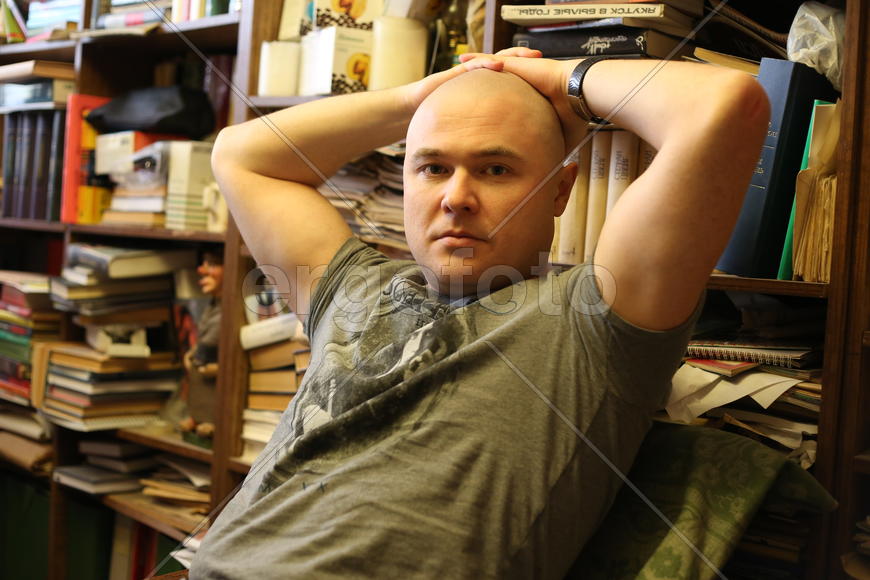 У Шахиджаняна.