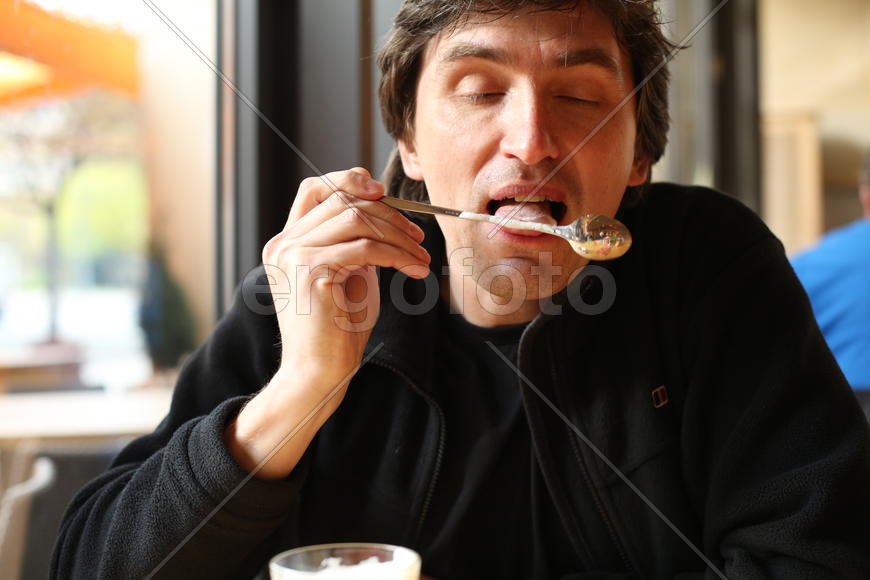 Владимир Анатольевич Поморцев