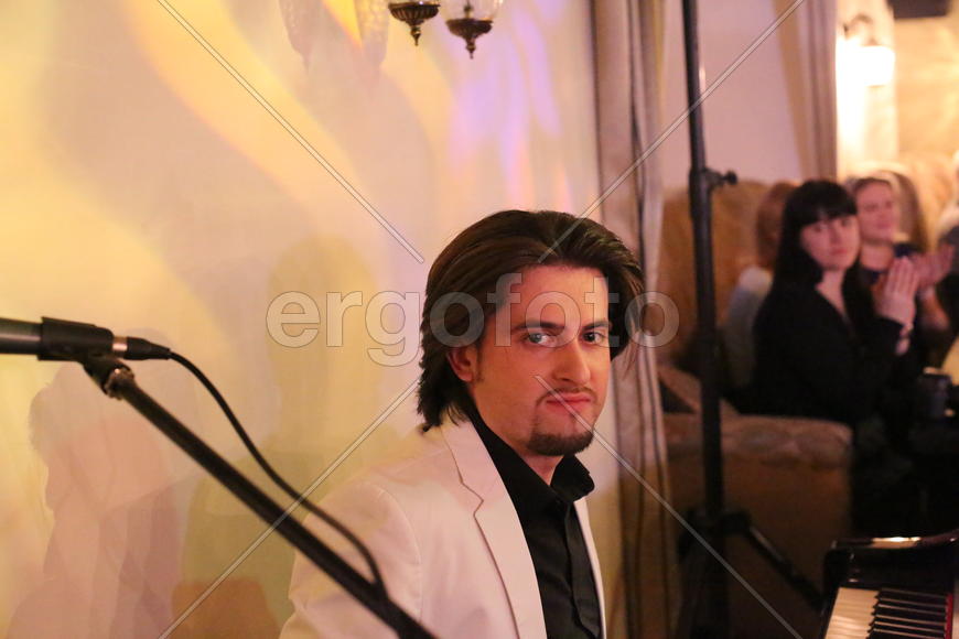 Евгений Соколовский, один из трио "Bel suono"