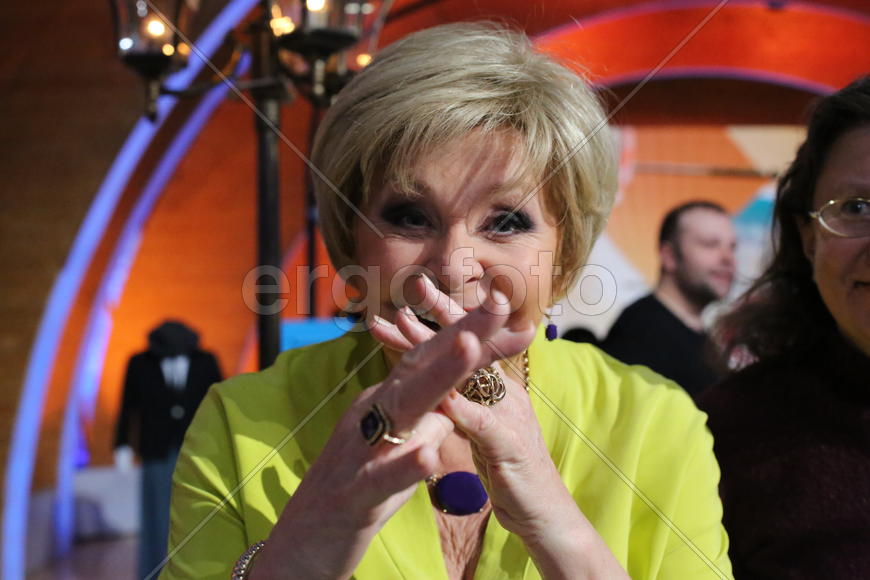 Крупный план Ангелины Вовк