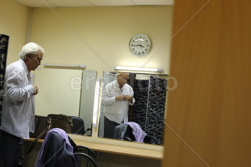 Владимир Молчанов на ТВ.