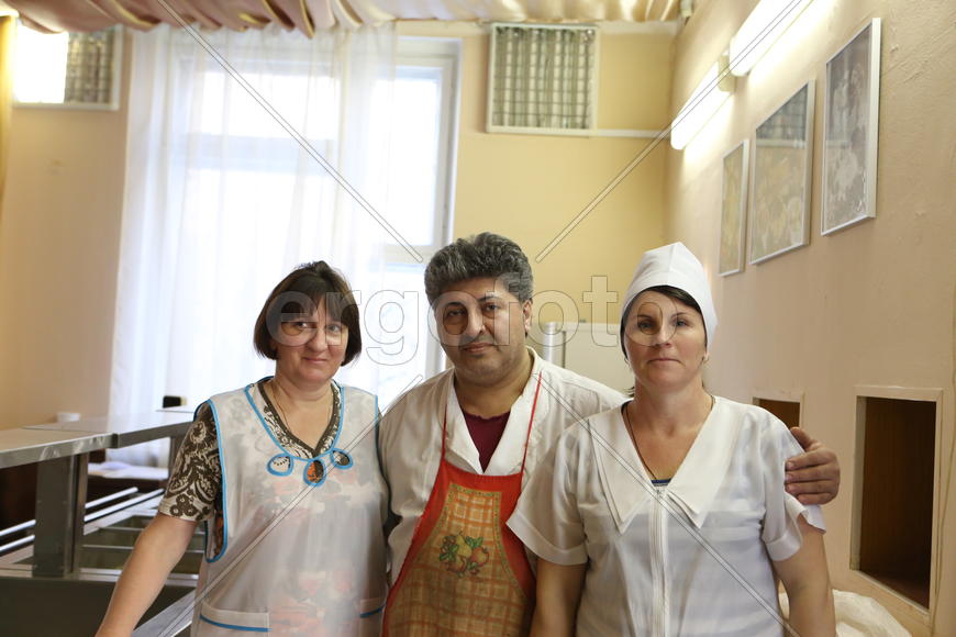 Повар и его подручные.