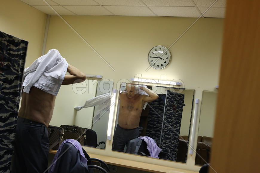 Ждем его передачу