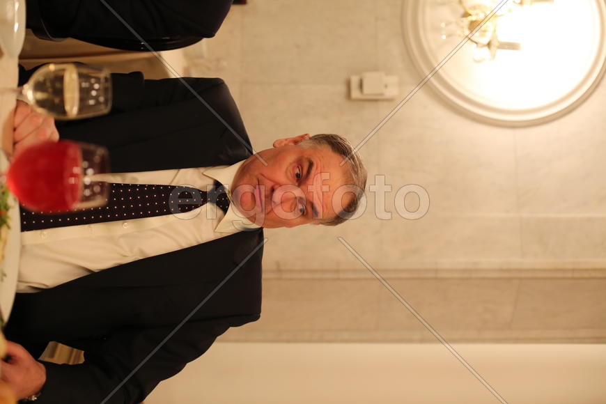 Цветков в задумчивости