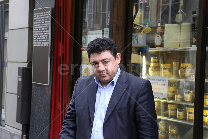 Игитян в Париже