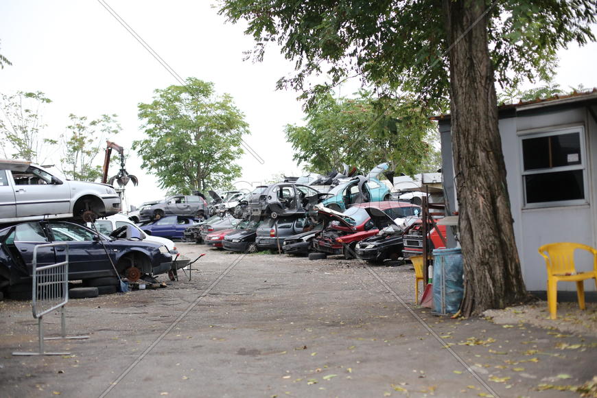 Автомобильное кладбище