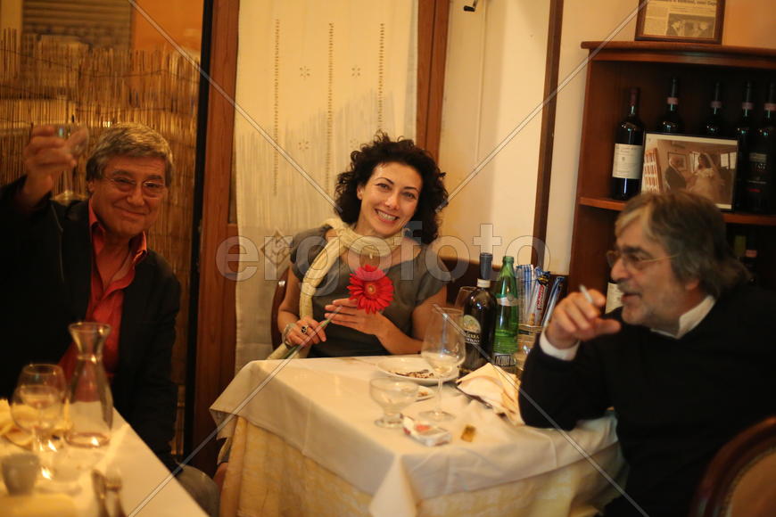 Сообразили на троих