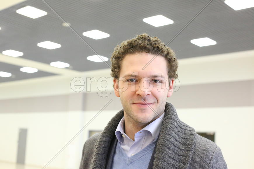 Константин Крюков в аэропорту