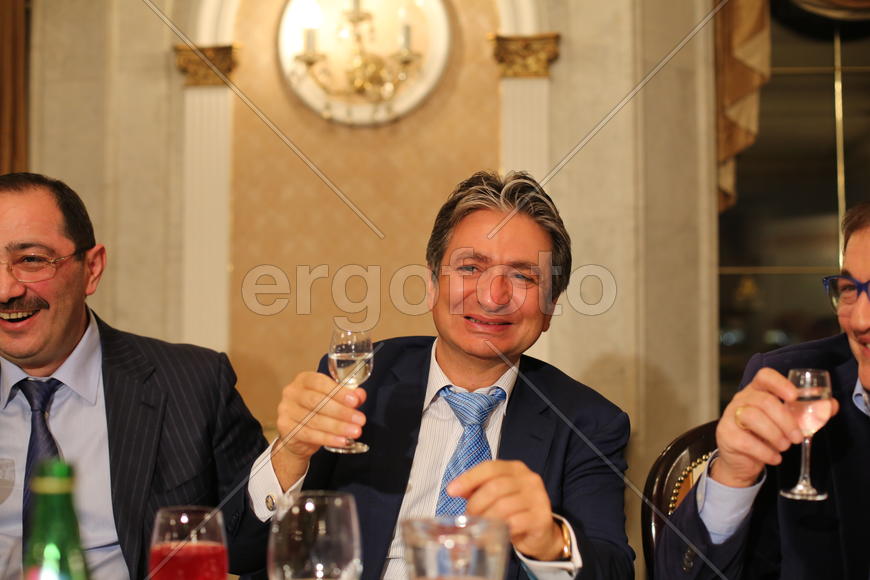 Веселый банкир