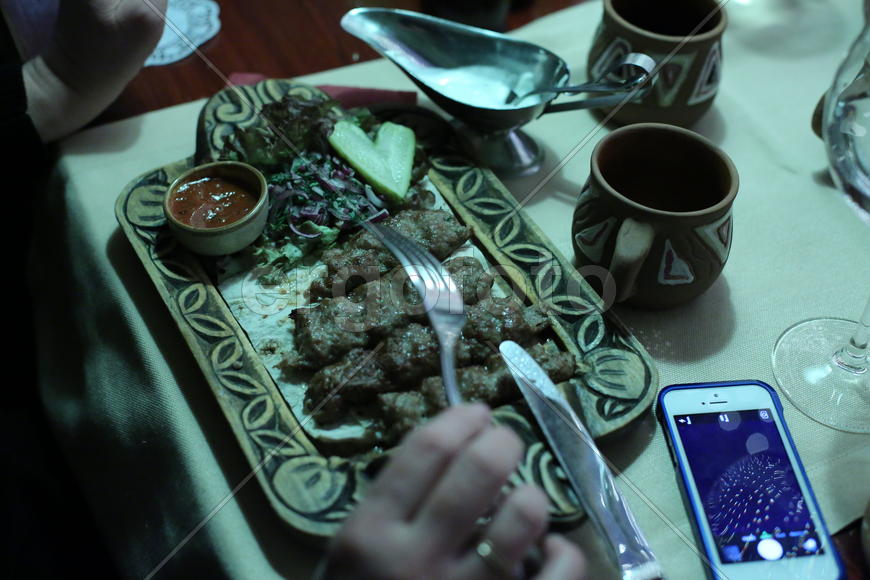 Люля-кебаб в ресторане "Ноев ковчег". 