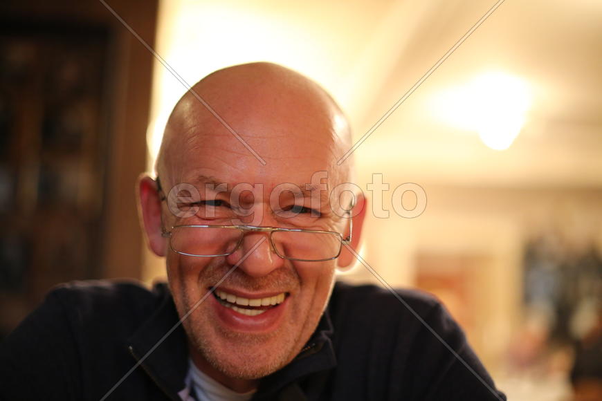 Алексеев радуется