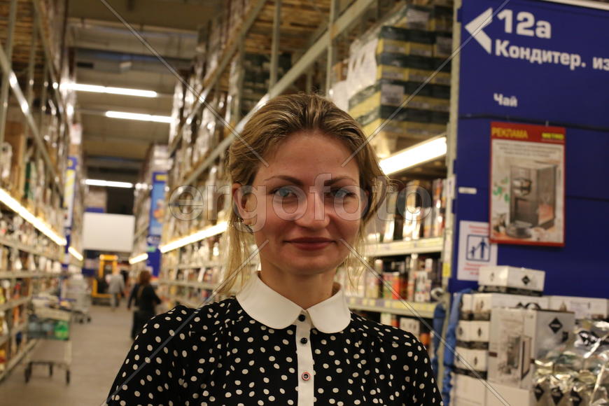 Монакова Наталья Сергеевна, магазин METRO