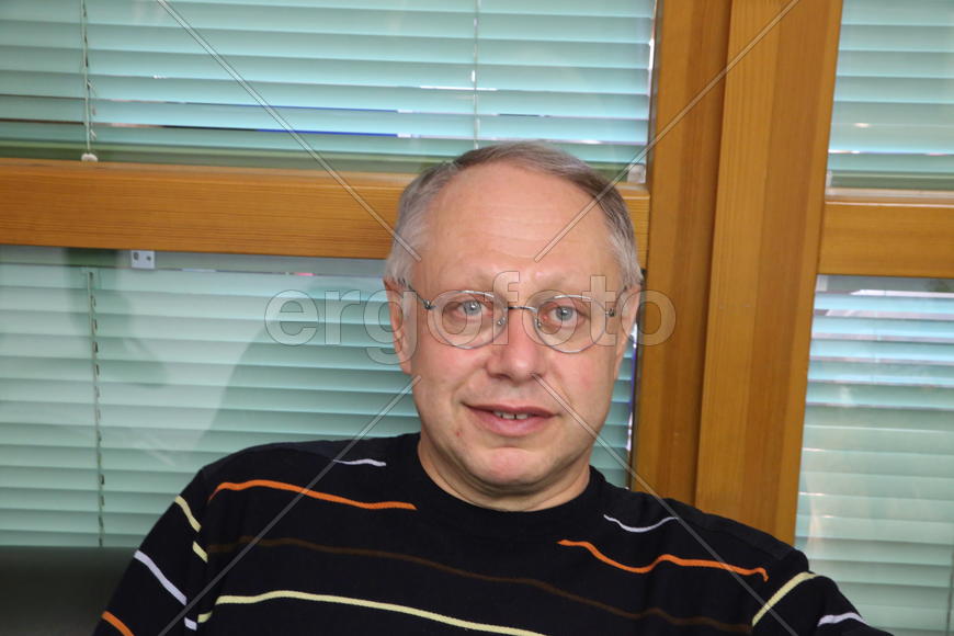 Глаза в глаза