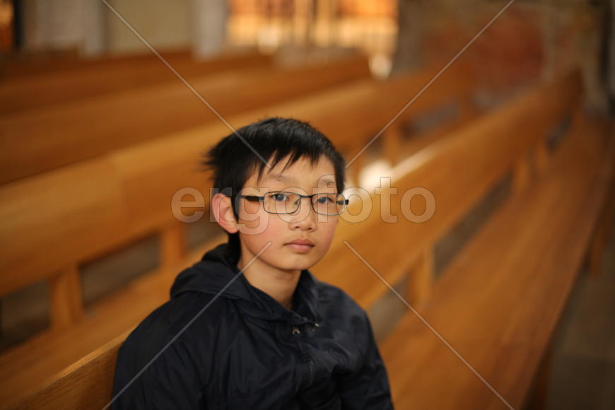 Мальчик в костеле