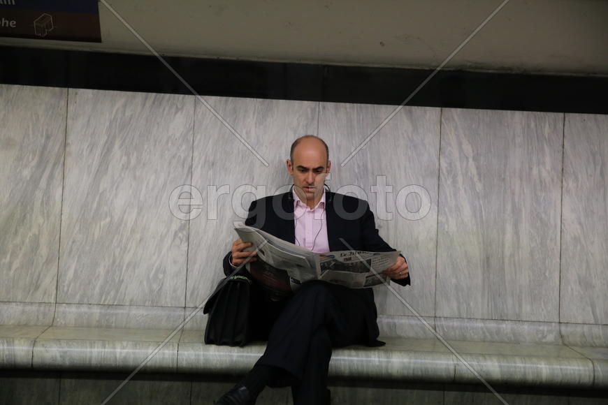 Пассажир парижского метро