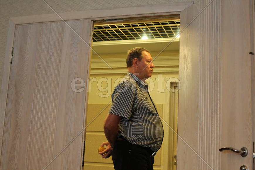 Виктор Валентинович, охранник в больнице имени С. П. Боткина.