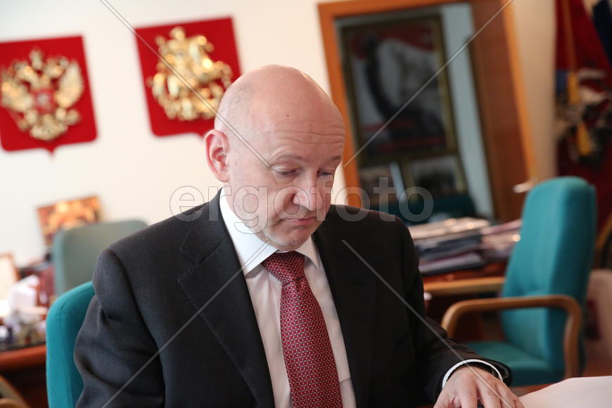 Платонов соглашается