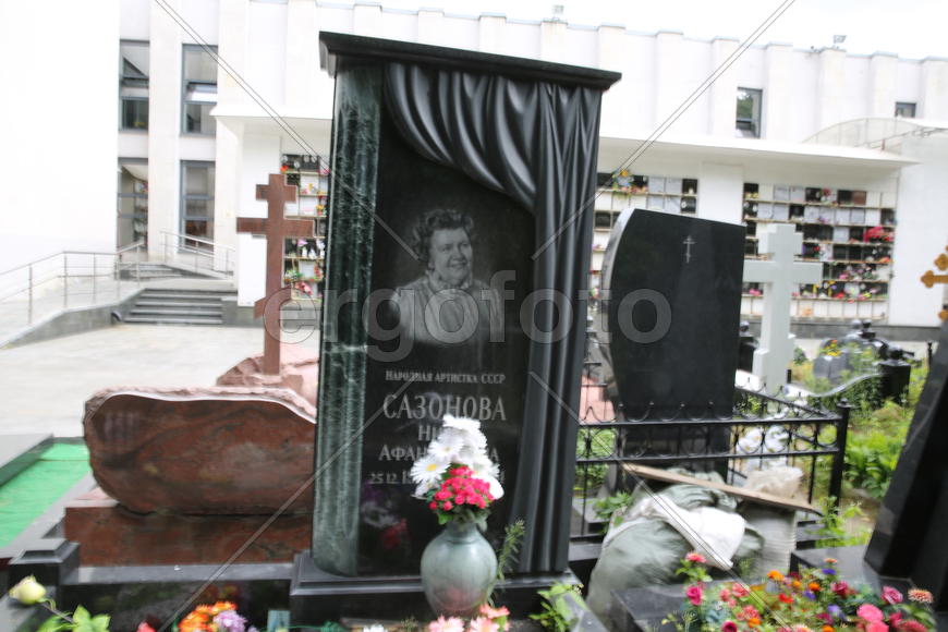 Народная артистка Нина Сазонова.