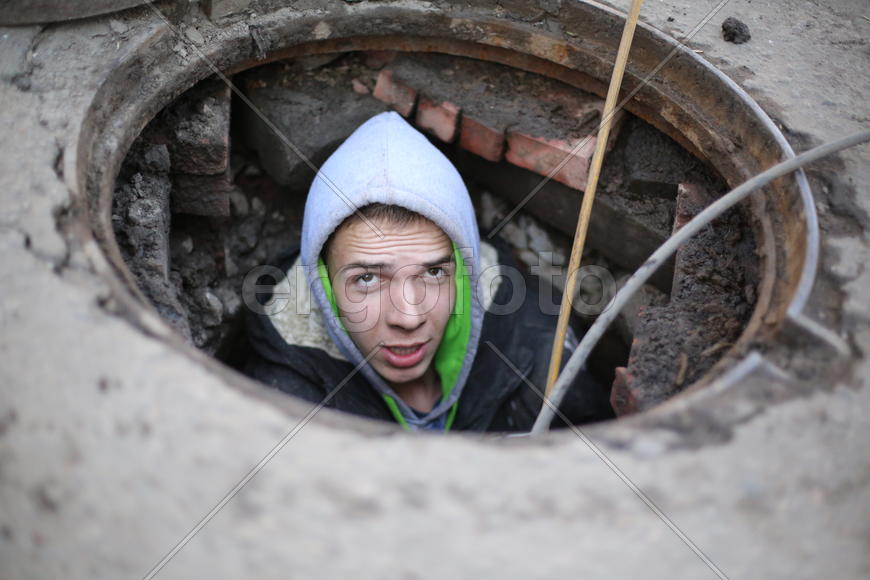 Человек в колодце