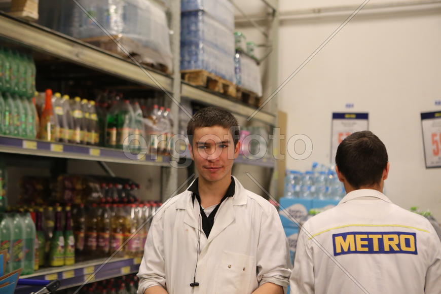 Подмена рядом