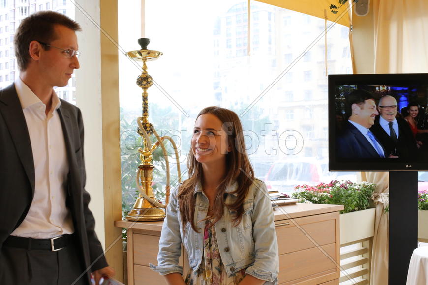 Михалков смеётся