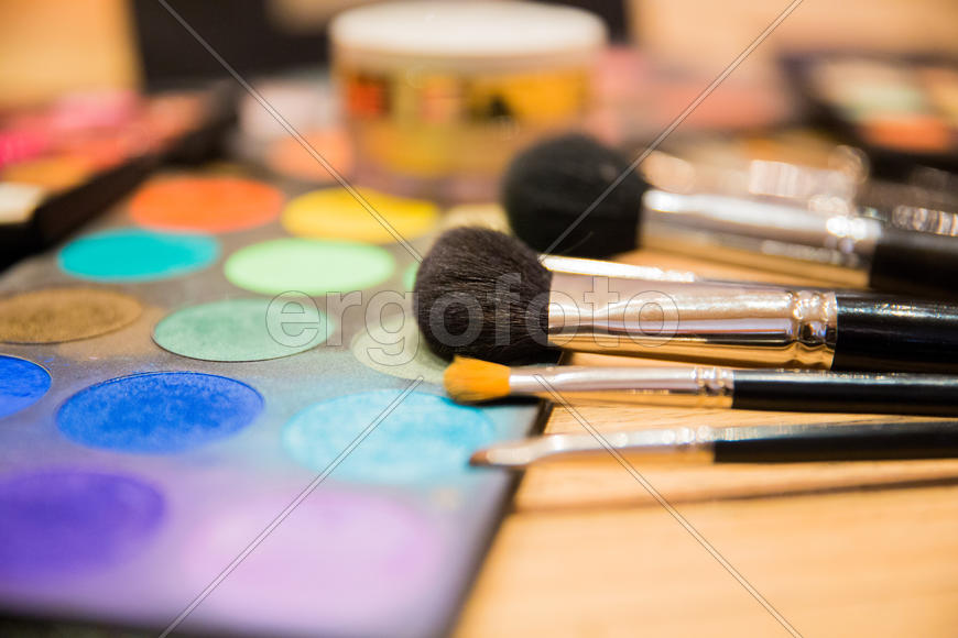 Средства для макияжа