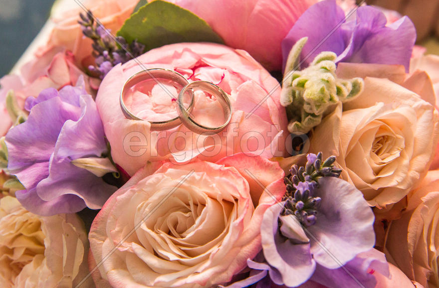 Свадебные кольца