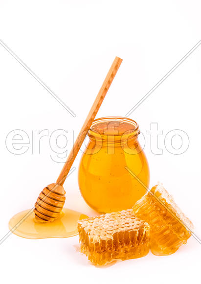 Баночка меда с сотами