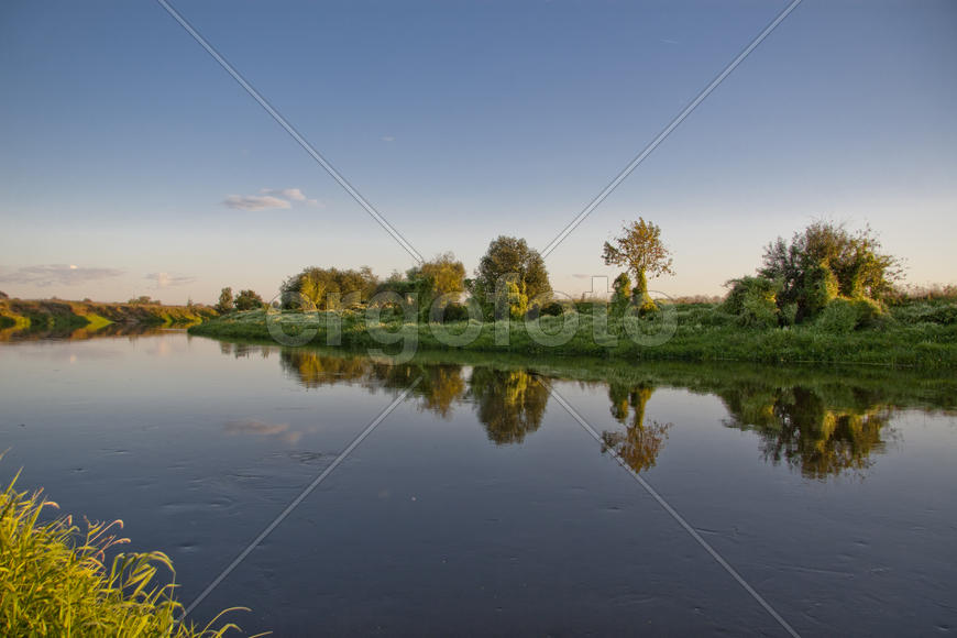 Речной пейзаж