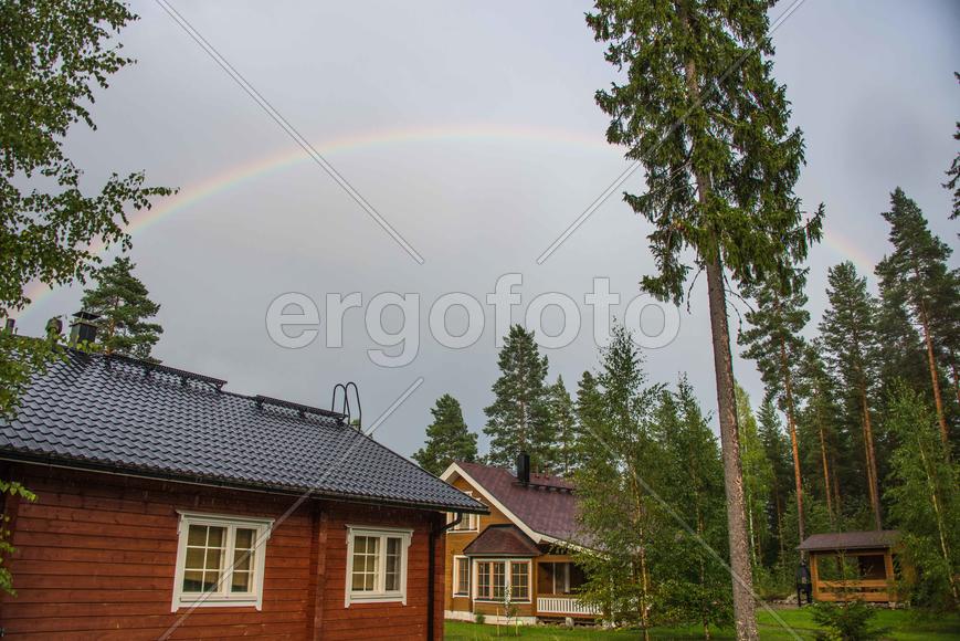 Радуга над домиком