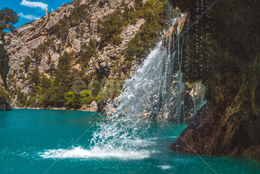 Франция, водопад